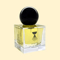 MISKEO Parfums Pistil Eau de Parfum-flesje met een glanzende zwarte bolvormige dop en een gouden geur.